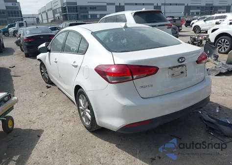 2017 Kia Forte Lx из США, поврежденный, VIN 3KPFL4A77HE019085